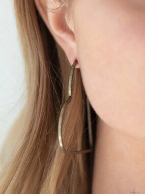 Paparazzi Jewelry Accessories - I HEART a Rumor - Brass Earrings - Vintage